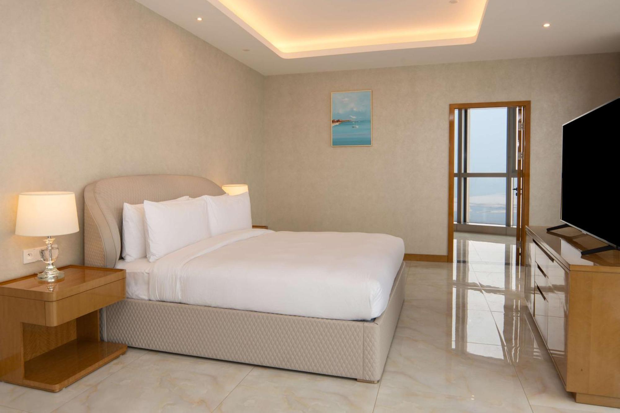 Hilton Brazzaville Les Tours Jumelles Hotel & Residences Dış mekan fotoğraf