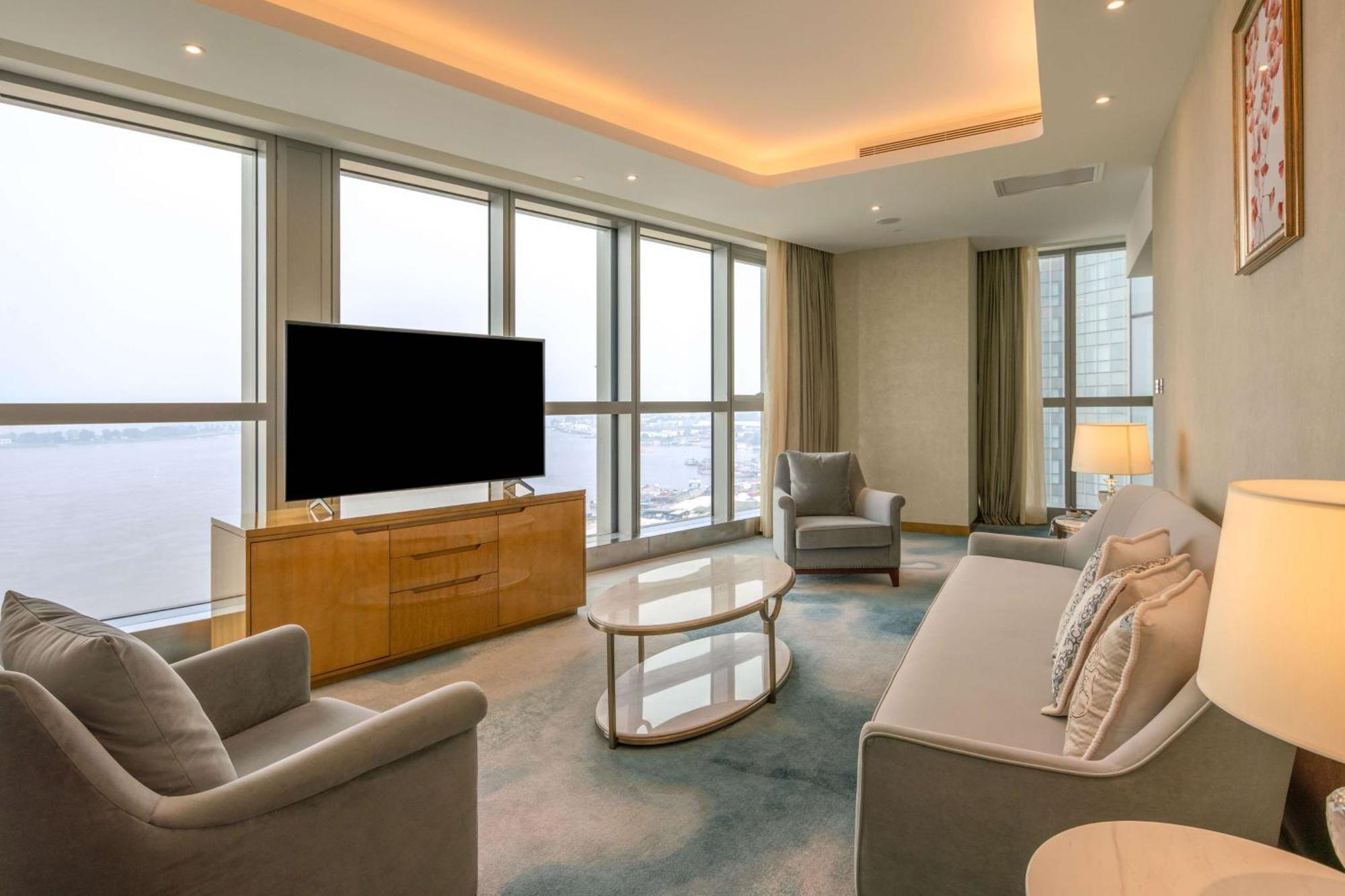 Hilton Brazzaville Les Tours Jumelles Hotel & Residences Dış mekan fotoğraf