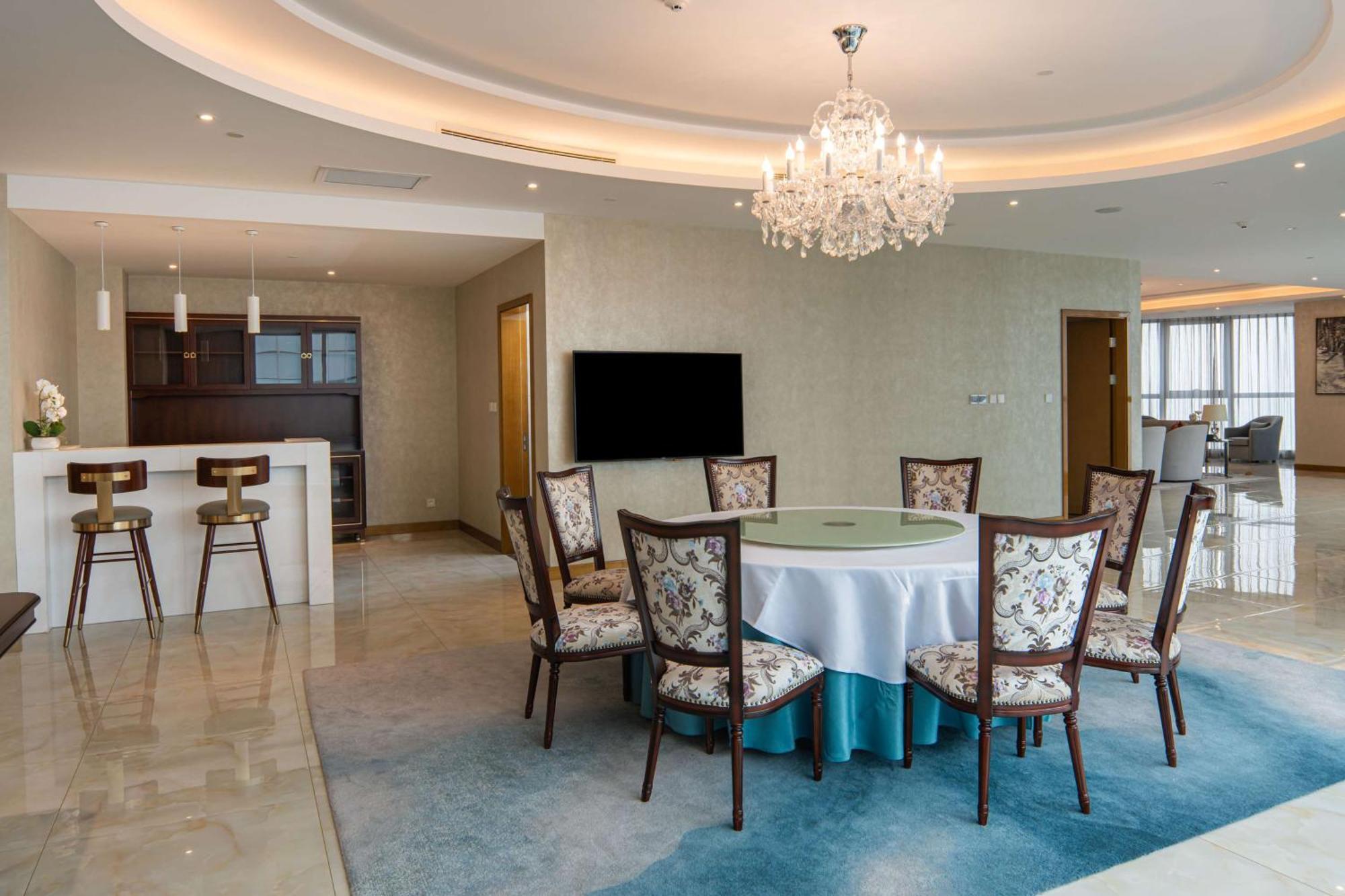 Hilton Brazzaville Les Tours Jumelles Hotel & Residences Dış mekan fotoğraf