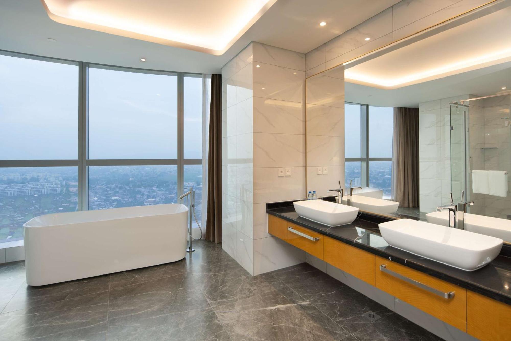 Hilton Brazzaville Les Tours Jumelles Hotel & Residences Dış mekan fotoğraf