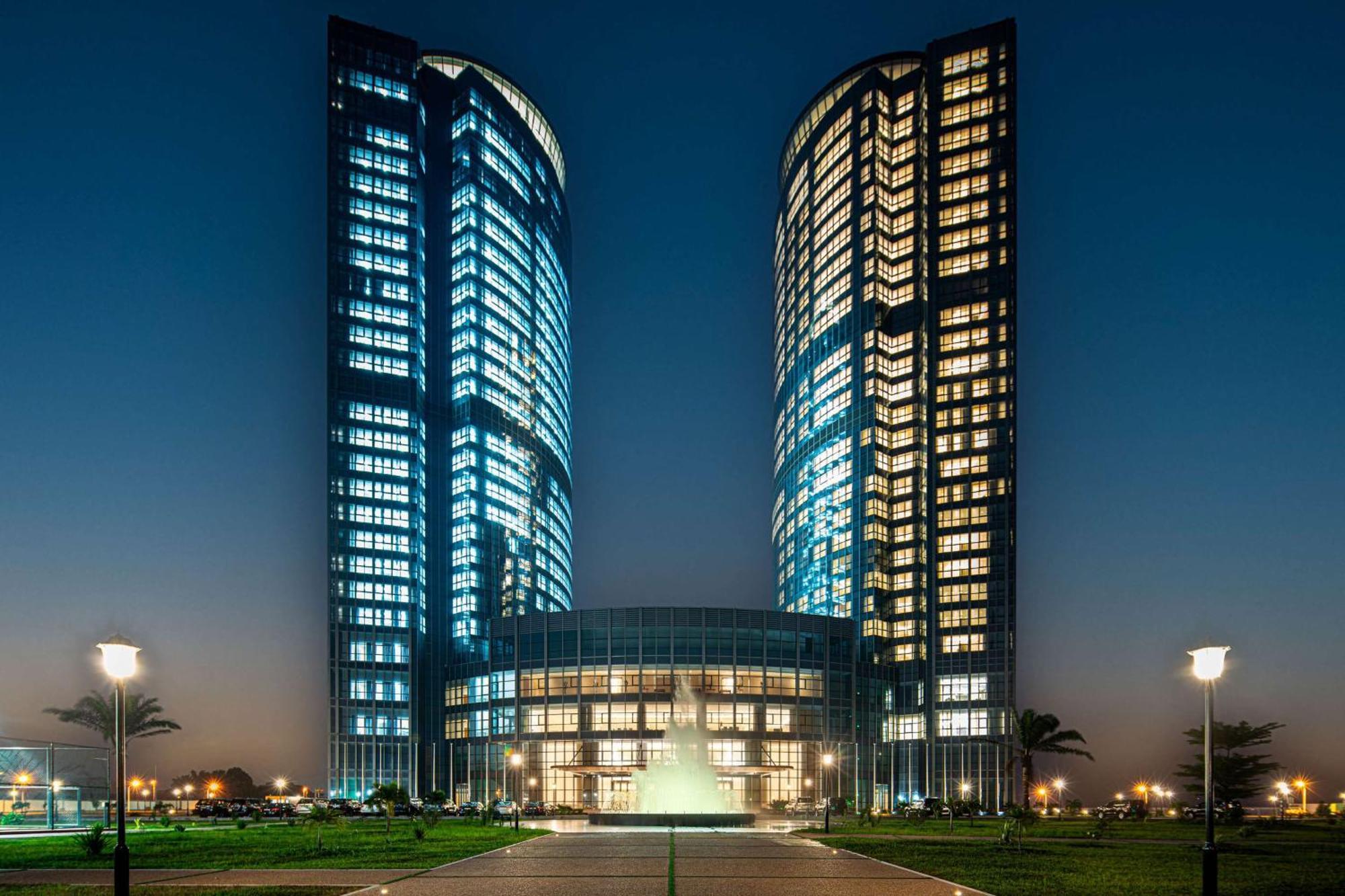 Hilton Brazzaville Les Tours Jumelles Hotel & Residences Dış mekan fotoğraf